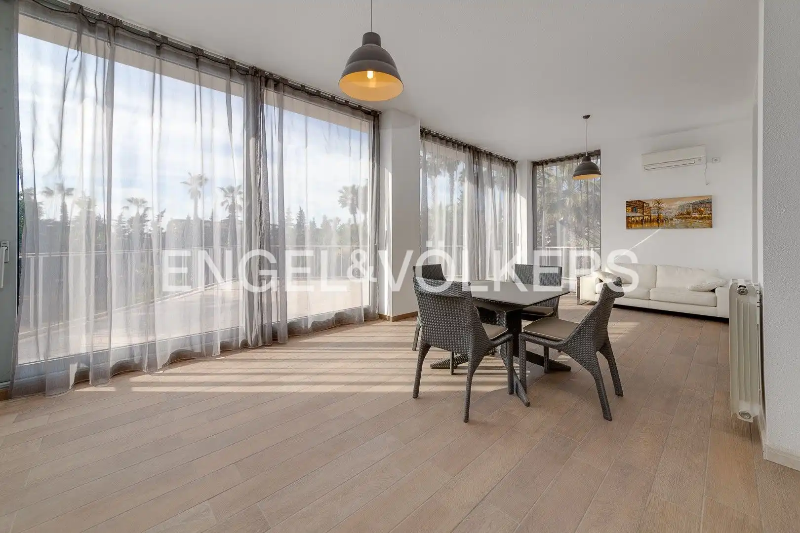 Comedor de Finca rústica en venta en Rojales con Aire acondicionado, Calefacción y Jardín privado