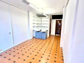 Photo 4 of Premises for sale in Calle del Alcalde López Mulero, 6, HUCA - La Cadellada, Asturias