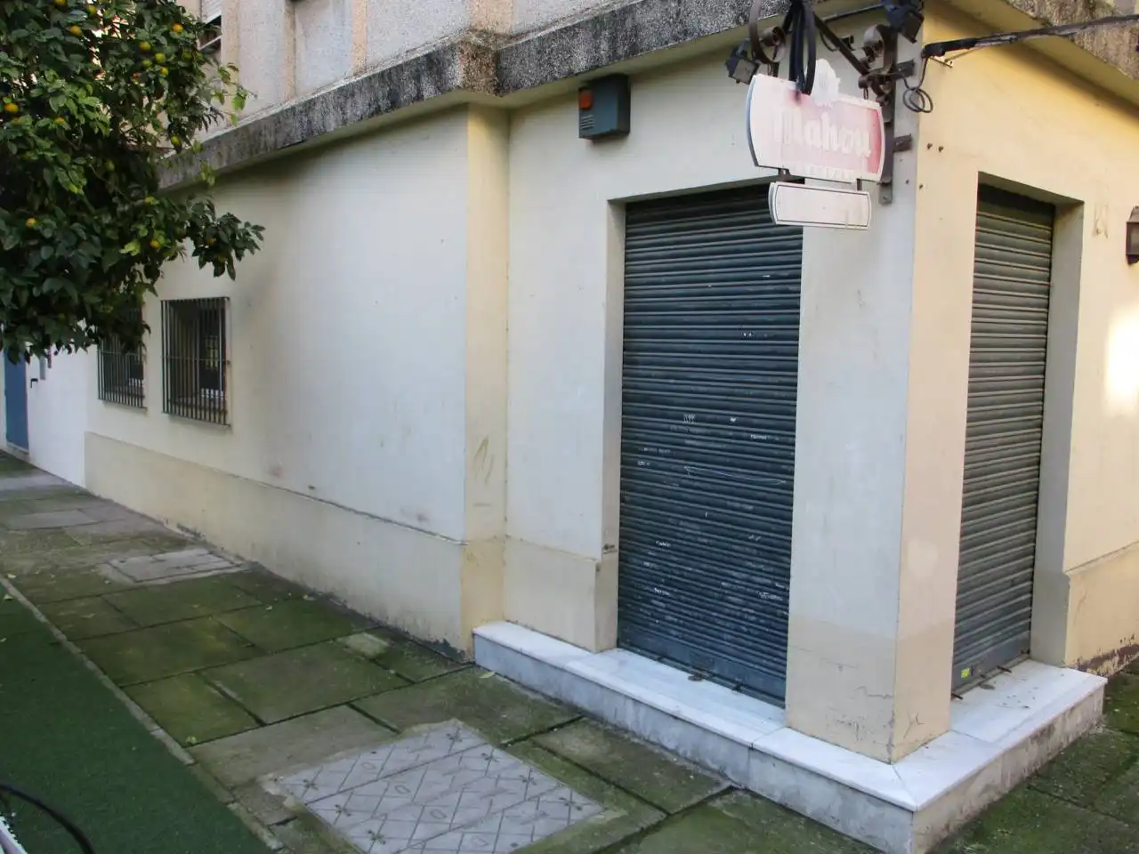 Vista exterior de Local en venda en Jerez de la Frontera amb Aire condicionat