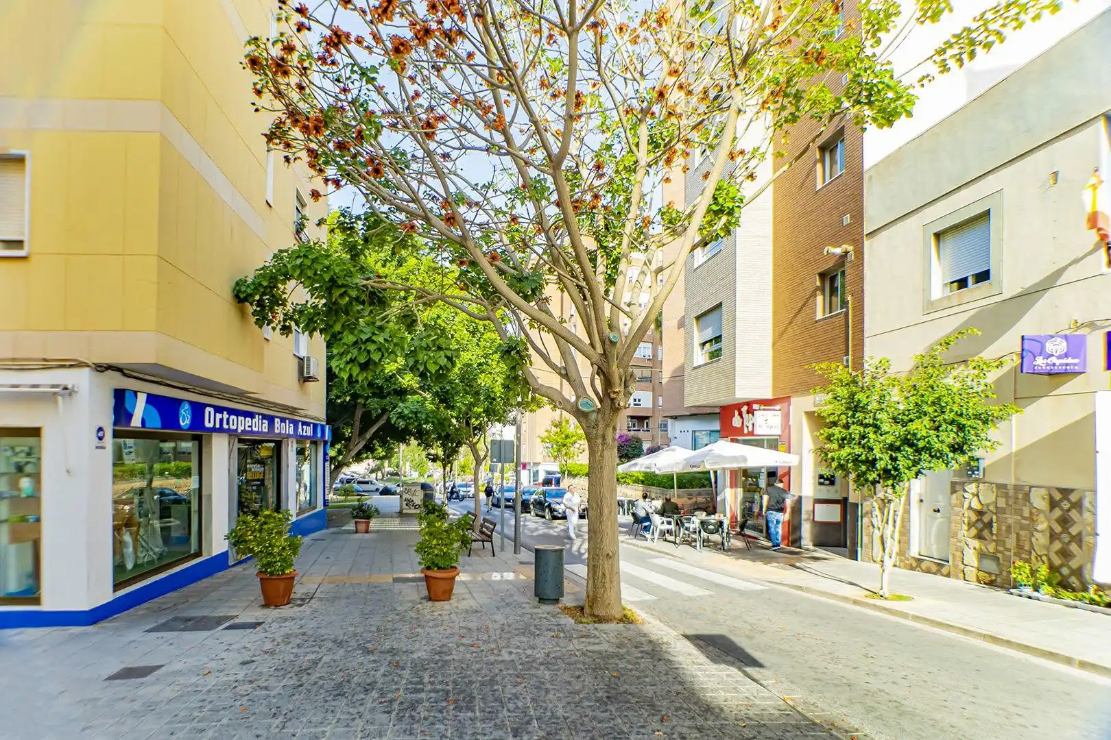 Vista exterior de Pis en venda en San Luis