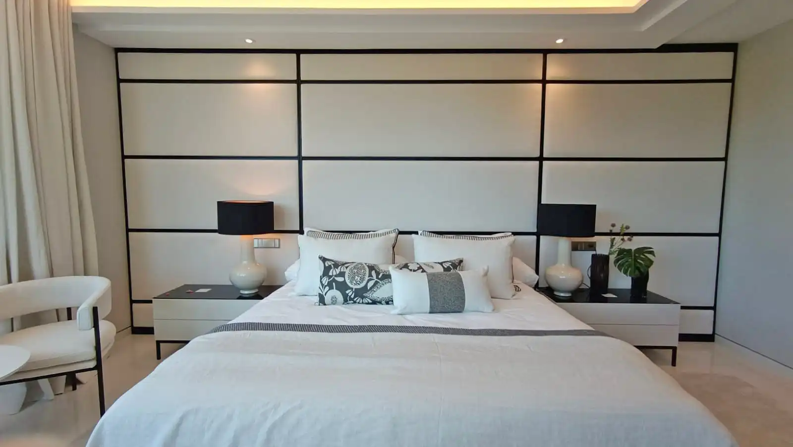 Habitación de Apartamento en venta en Marbella con Aire acondicionado, Calefacción y Terraza