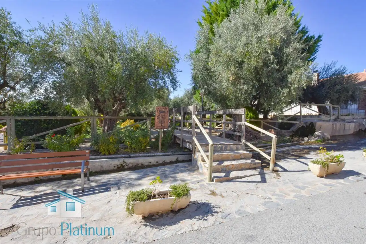 Casa o xalet en venda en Lorca amb Aire condicionat, Calefacció i Jardí privat