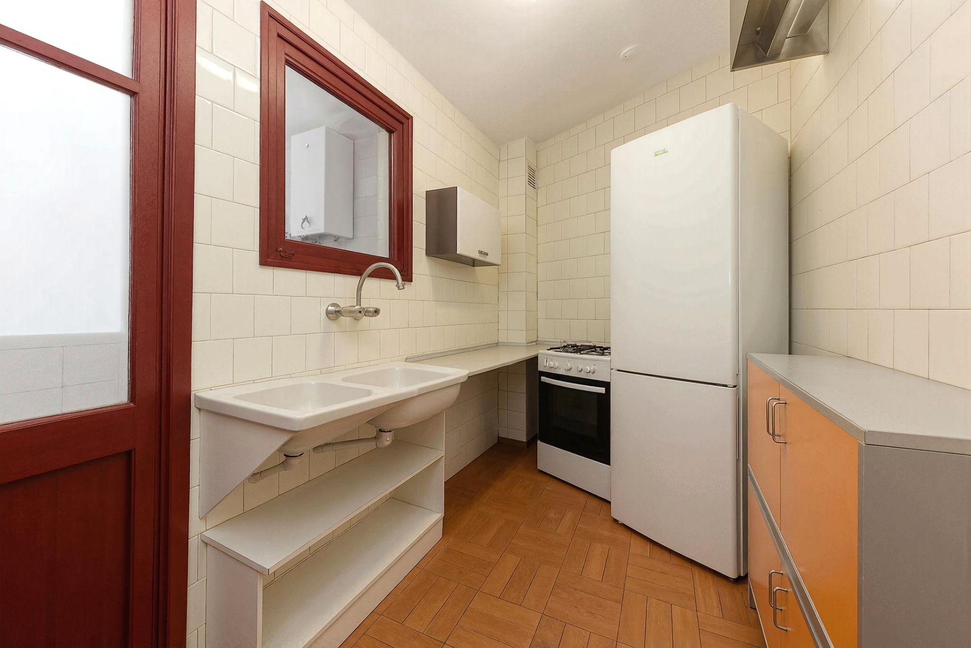 Cocina de Piso en venta en L'Hospitalet de Llobregat