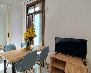 Living room of Flat to rent in  Barcelona Capital  with Furnished, Oven and Microwave