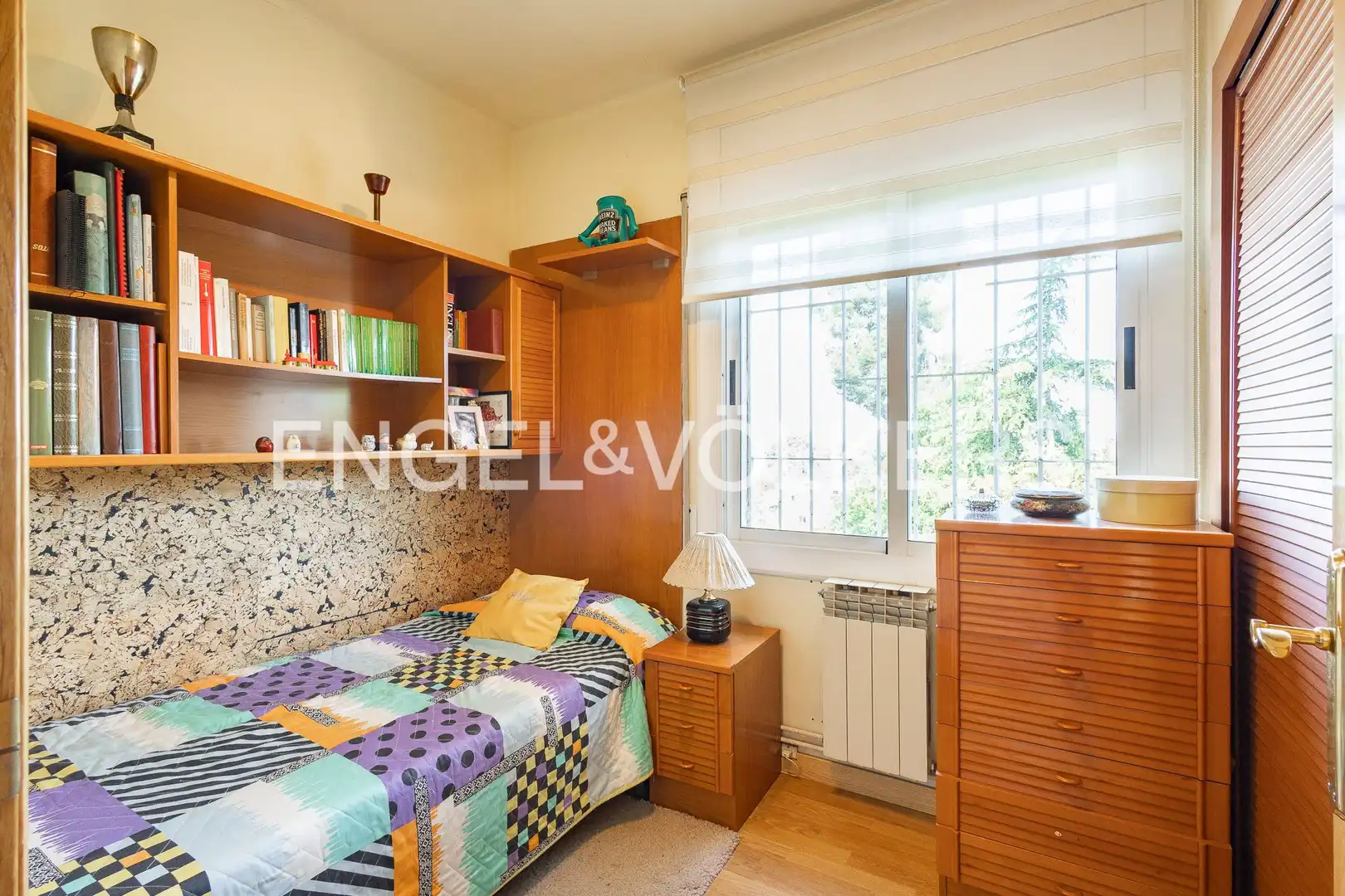 Dormitori de Casa o xalet en venda en Sant Cugat del Vallès amb Calefacció, Jardí privat i Parquet