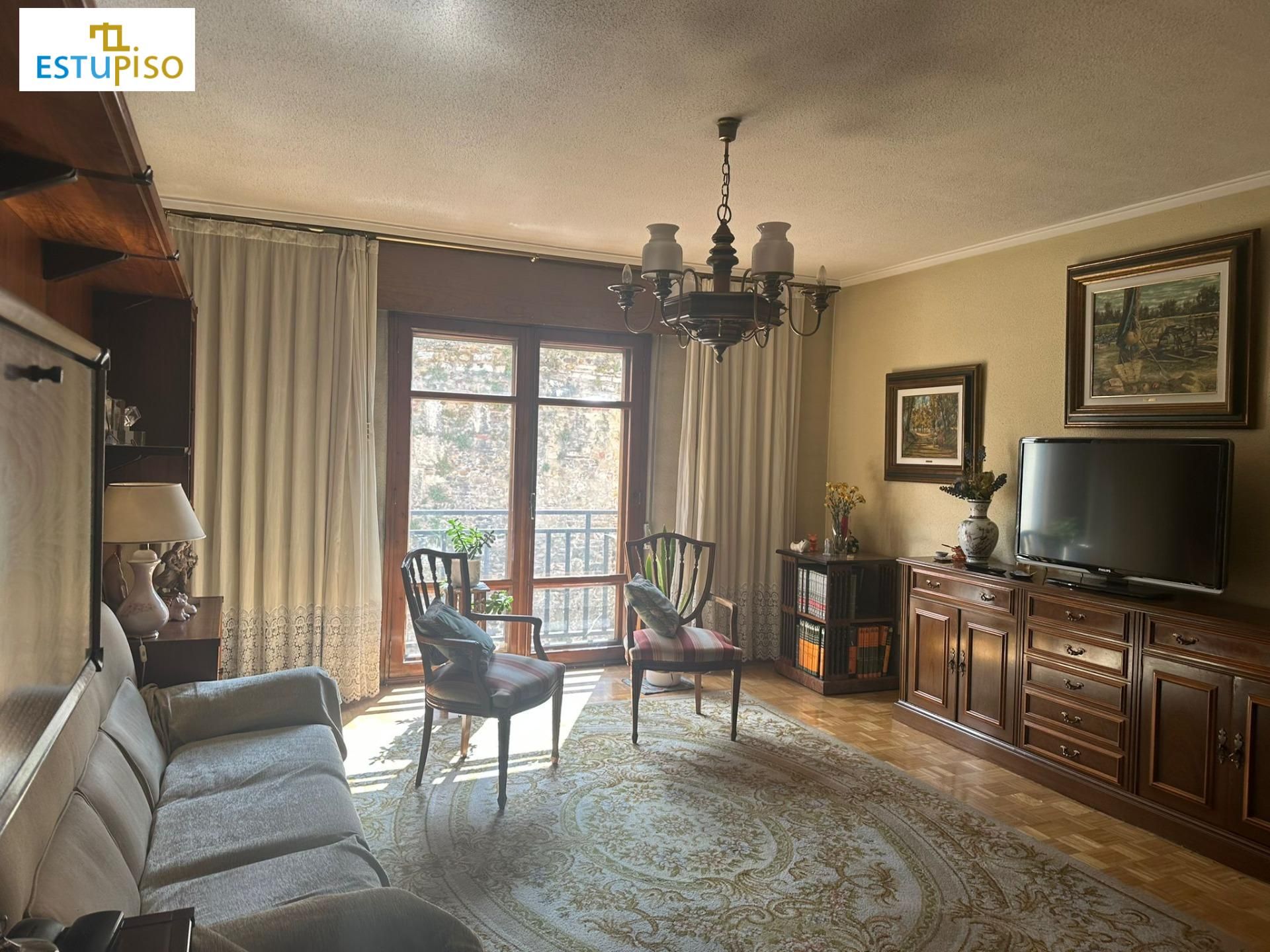 Living room of Flat for sale in León Capital   with Heating, Terrace and Balcony