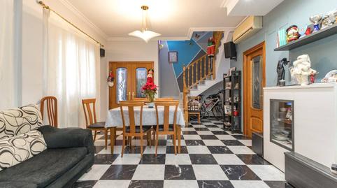 Foto 3 de Casa adosada en venda a Calle Padre Luis Navarro, El Cabanyal - El Canyamelar,  Valencia Capital