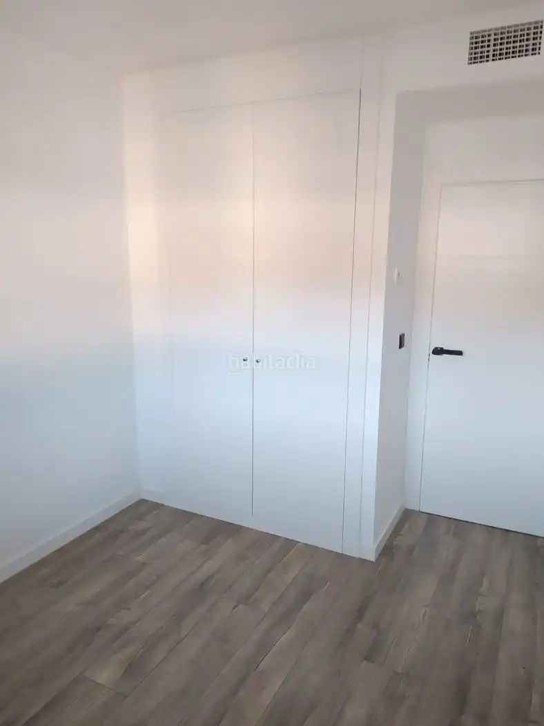 Piso con piscina en venta en Calle Darwin 18, imagen 5