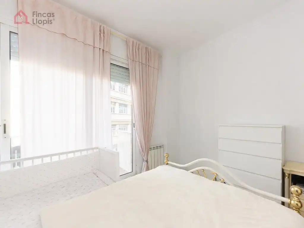Schlafzimmer von Wohnung zum Verkauf in L'Hospitalet de Llobregat mit Terrasse und Balkon