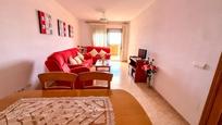 Sala d'estar de Àtic en venda en La Manga del Mar Menor amb Aire condicionat, Terrassa i Balcó