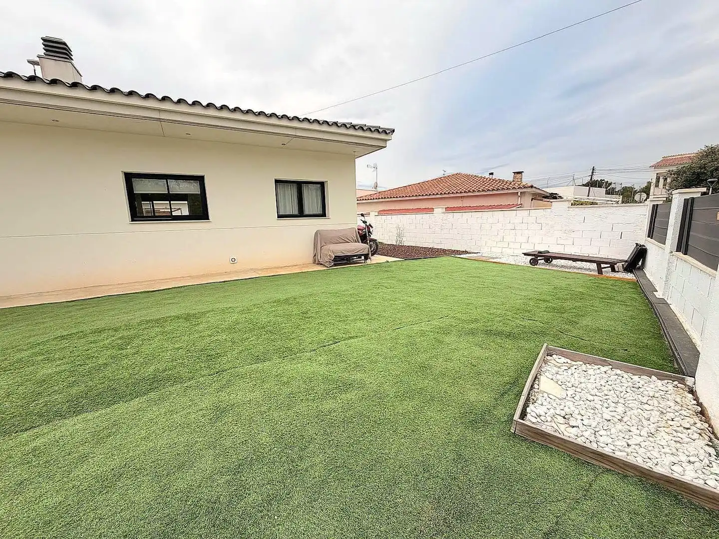 Terrassa de Casa o xalet en venda en Cunit amb Aire condicionat, Calefacció i Jardí privat