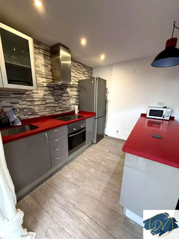 Cocina de Estudio de alquiler en El Rosario con Terraza y Amueblado