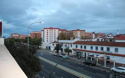 Vista exterior de Casa adosada en venda en  Córdoba Capital amb Aire condicionat, Calefacció i Terrassa