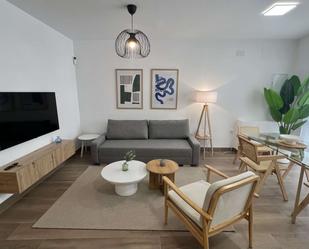 Living room of Study to share in  Madrid Capital  with Air Conditioner, Heating and Terrace