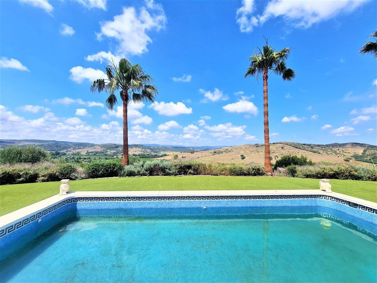 Swimming pool of Country house for sale in San Martín del Tesorillo  with Swimming Pool