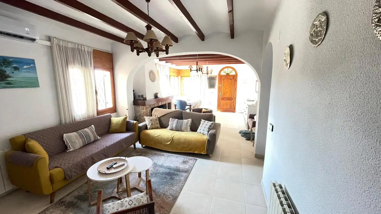 Sala d'estar de Casa o xalet de lloguer en El Campello amb Aire condicionat, Calefacció i Jardí privat