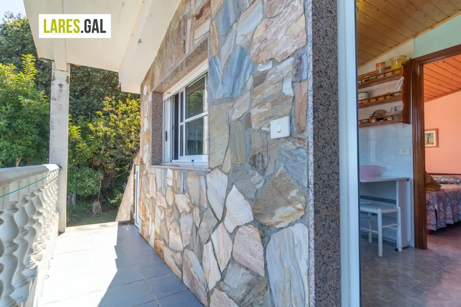 Terrace of Flat for sale in Cangas   with Private garden, Terrace and Furnished