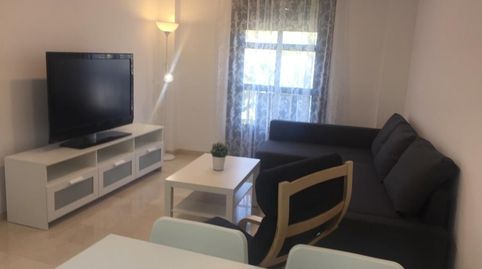 Foto 3 de Piso de alquiler en Cártama, Málaga
