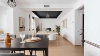 Dining room of Apartment for sale in  Barcelona Capital  with Air Conditioner, Heating and Parquet flooring