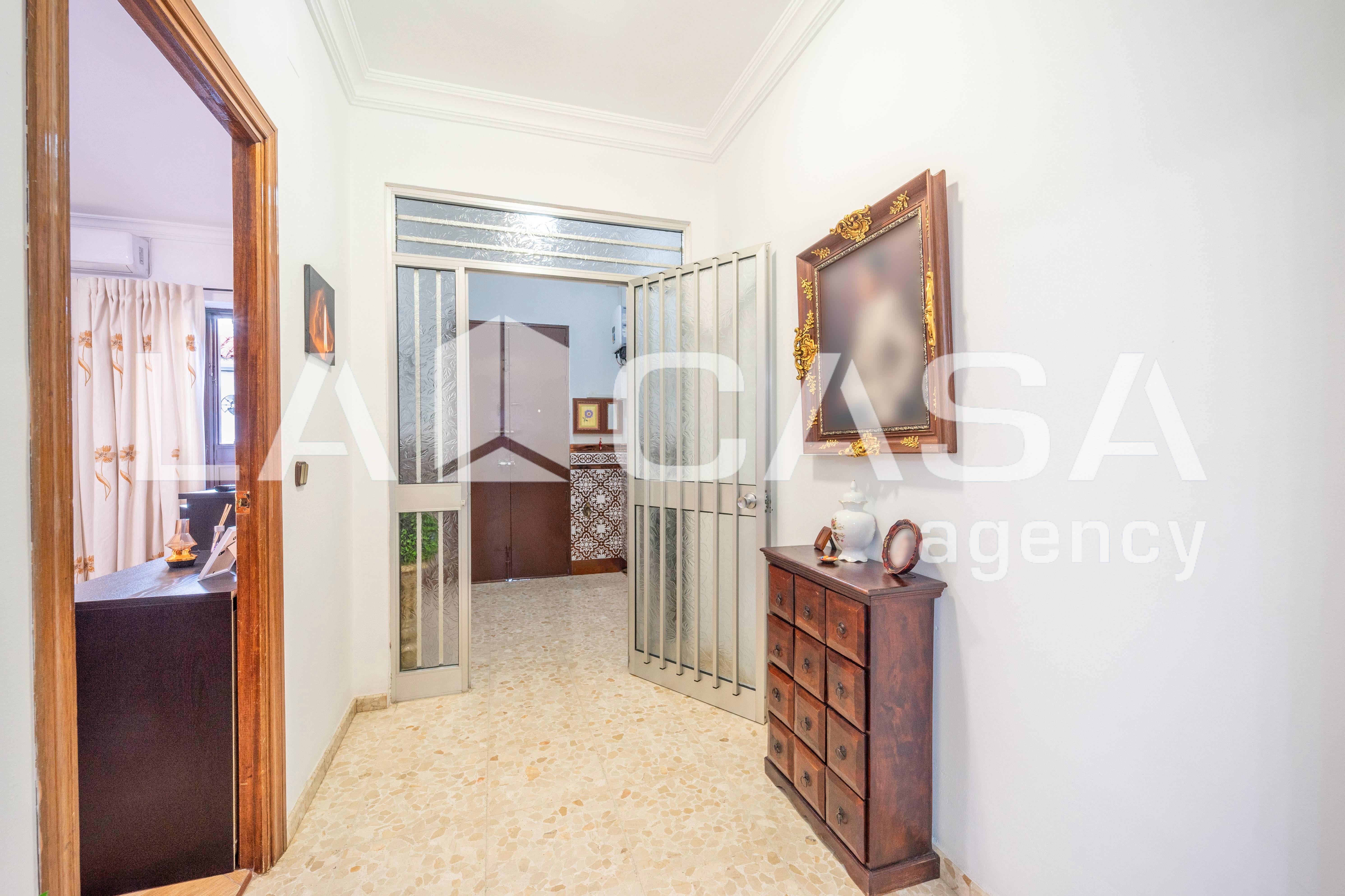 Casa o xalet en venda en Dos Hermanas amb Aire condicionat, Calefacció i Terrassa