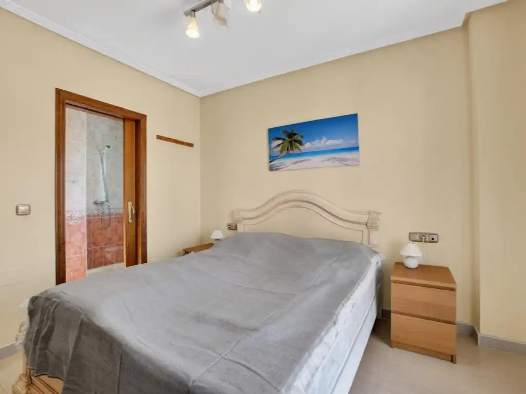 Habitación de Casa o chalet en venta en Orihuela con Jardín privado y Piscina