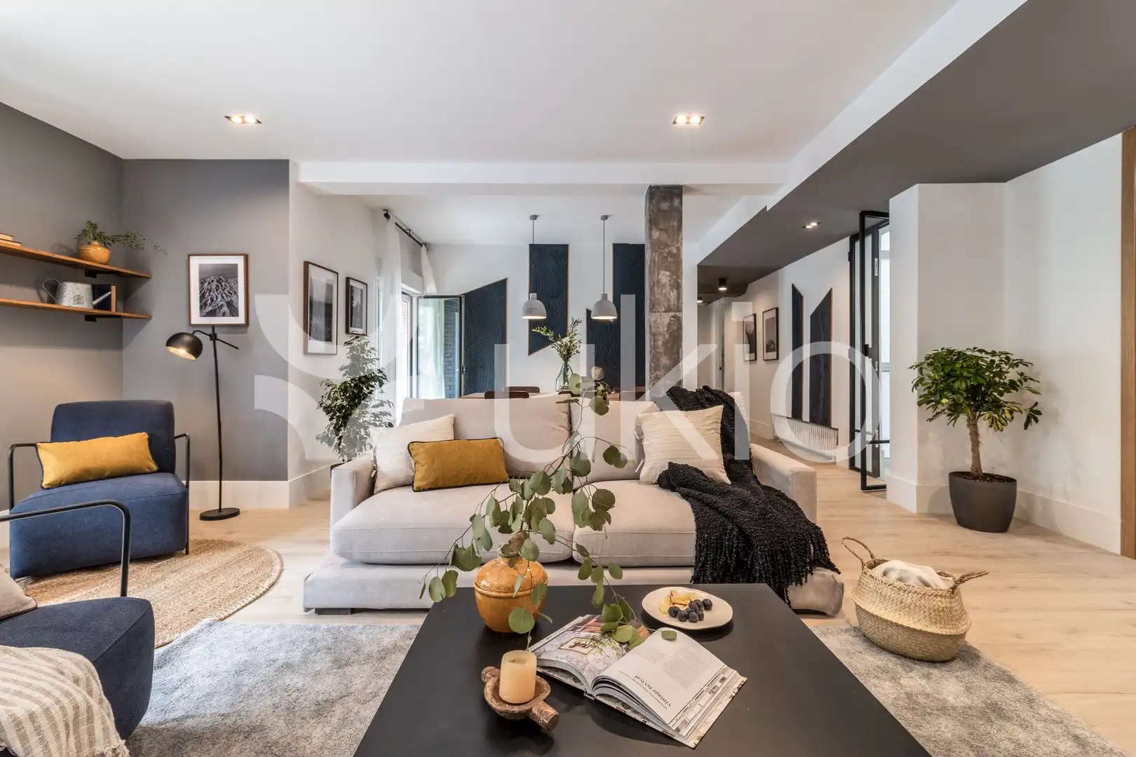 Sala de estar de Apartamento de alquiler en Madrid con Aire acondicionado, Calefacción y Amueblado
