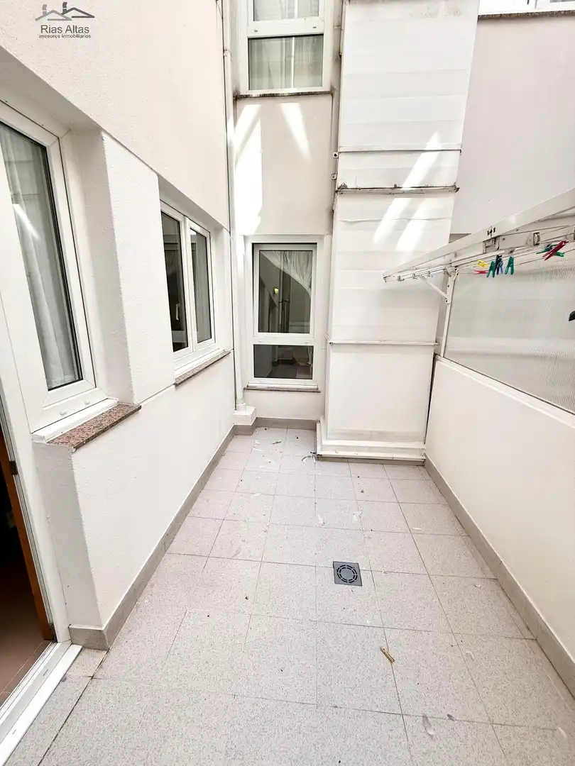 Piso en venta en Calle VOLUNTARIADO, Ciudad Vieja