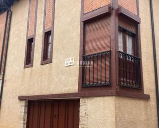 Exterior view of House or chalet for sale in Astudillo  with Terrace