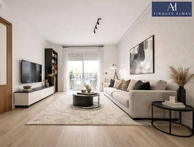 Piso en Venta en Carrer Carrer Miguel de Unamuno en Les Roquetes