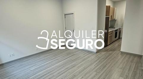 Foto 4 de Piso de alquiler en Del Ampurdan, Zarzaquemada, Leganés