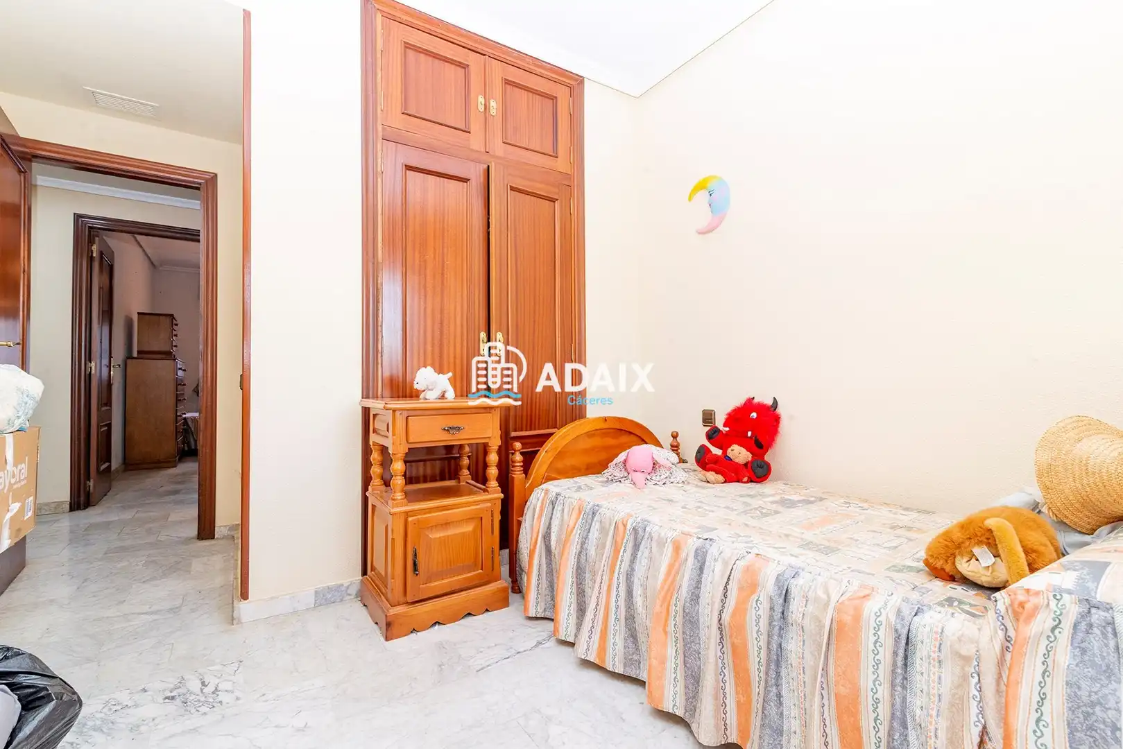 Chalet con terraza en venta en C/ ESCORPIO, imagen 32