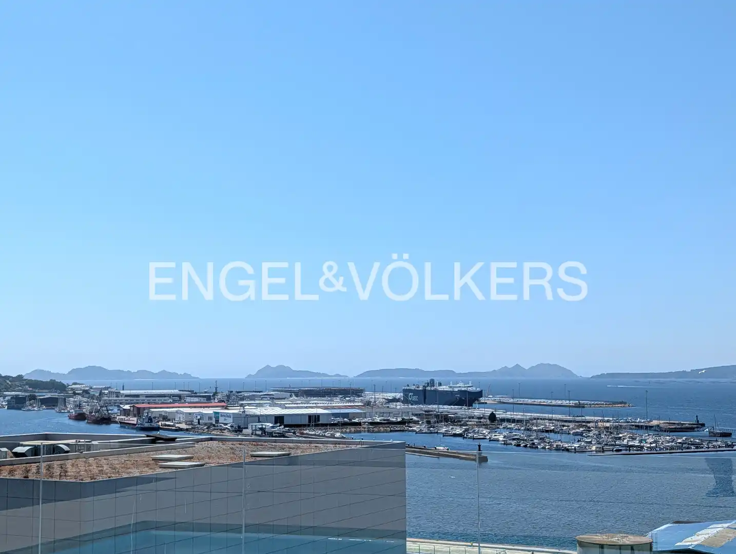 Flat for rent in Vigo   with Heating and Balcony