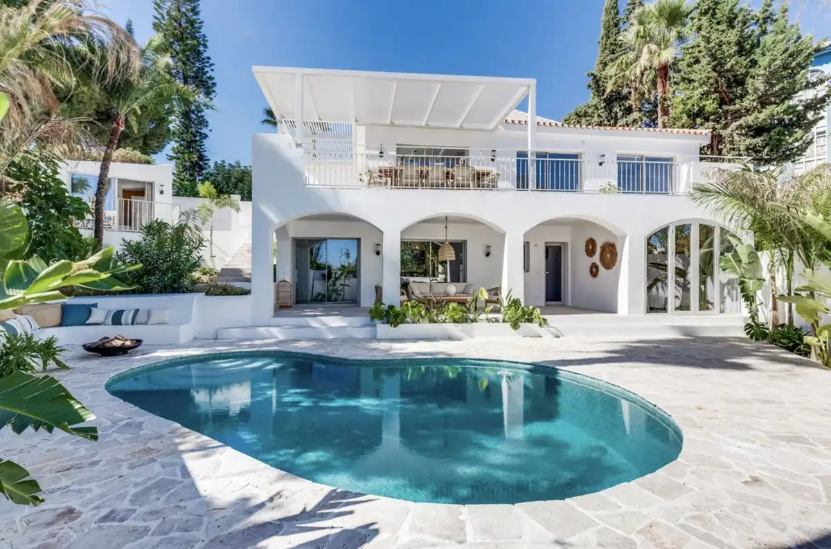 Villa con piscina in vendita a Nueva Andalucía, imagen 3