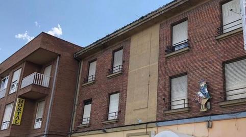 Foto 4 de Edifici en venda a Avenida Antibioticos-a, 102, Armunia, León