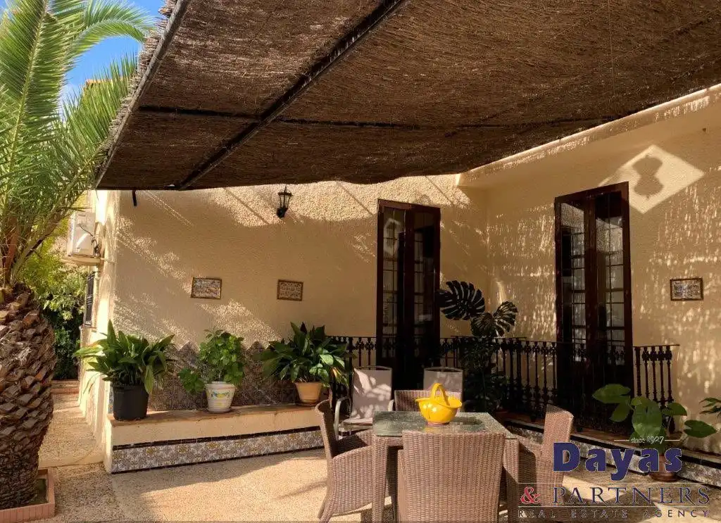 Casa amb terrassa en venda a suecos