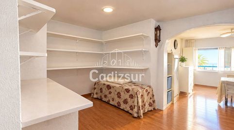 Foto 4 de Piso en venta en Paseo Marítimo, Paseo Marítimo - San José - La Laguna, Cádiz Capital