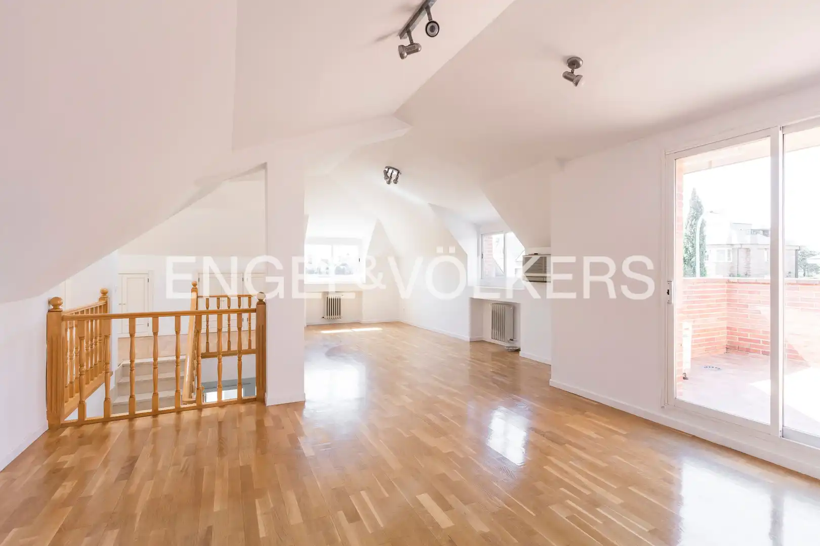 Sala de estar de Casa o chalet de alquiler en Madrid con Calefacción, Jardín privado y Terraza