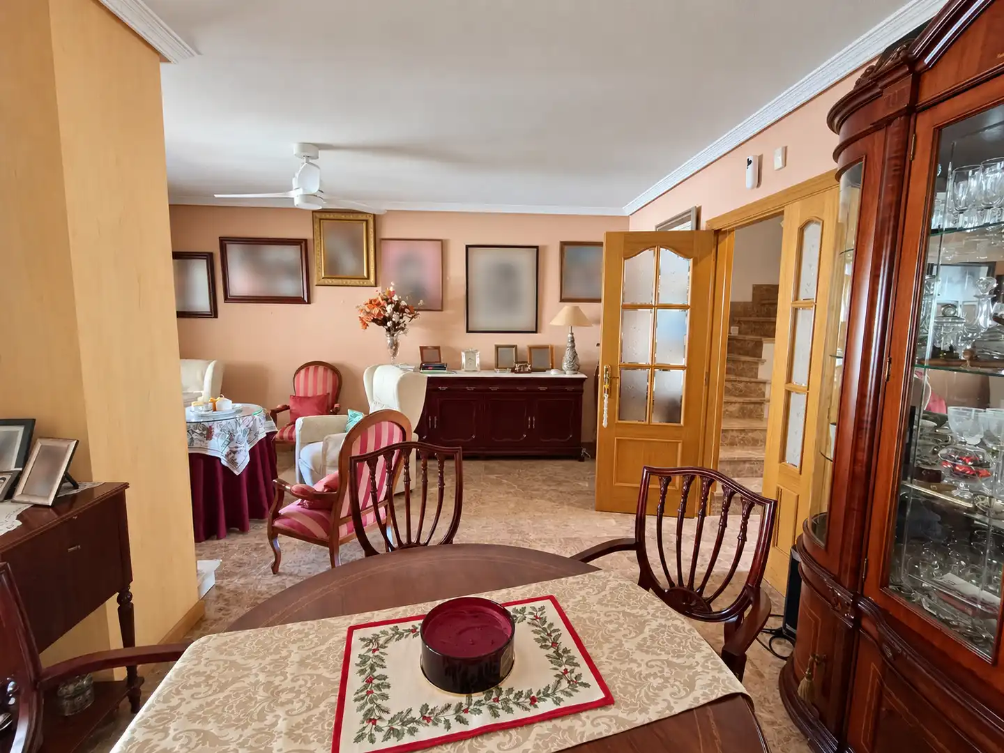 Casa adosada en venta en Valderas - Los Castillos