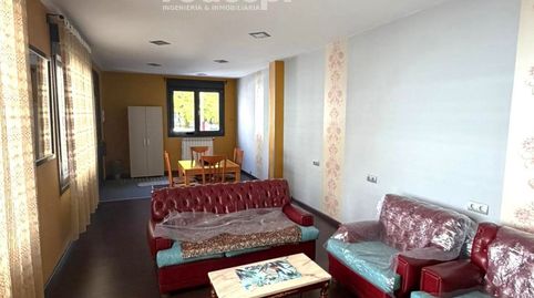 Foto 2 de Piso de alquiler en A Cañiza , Pontevedra