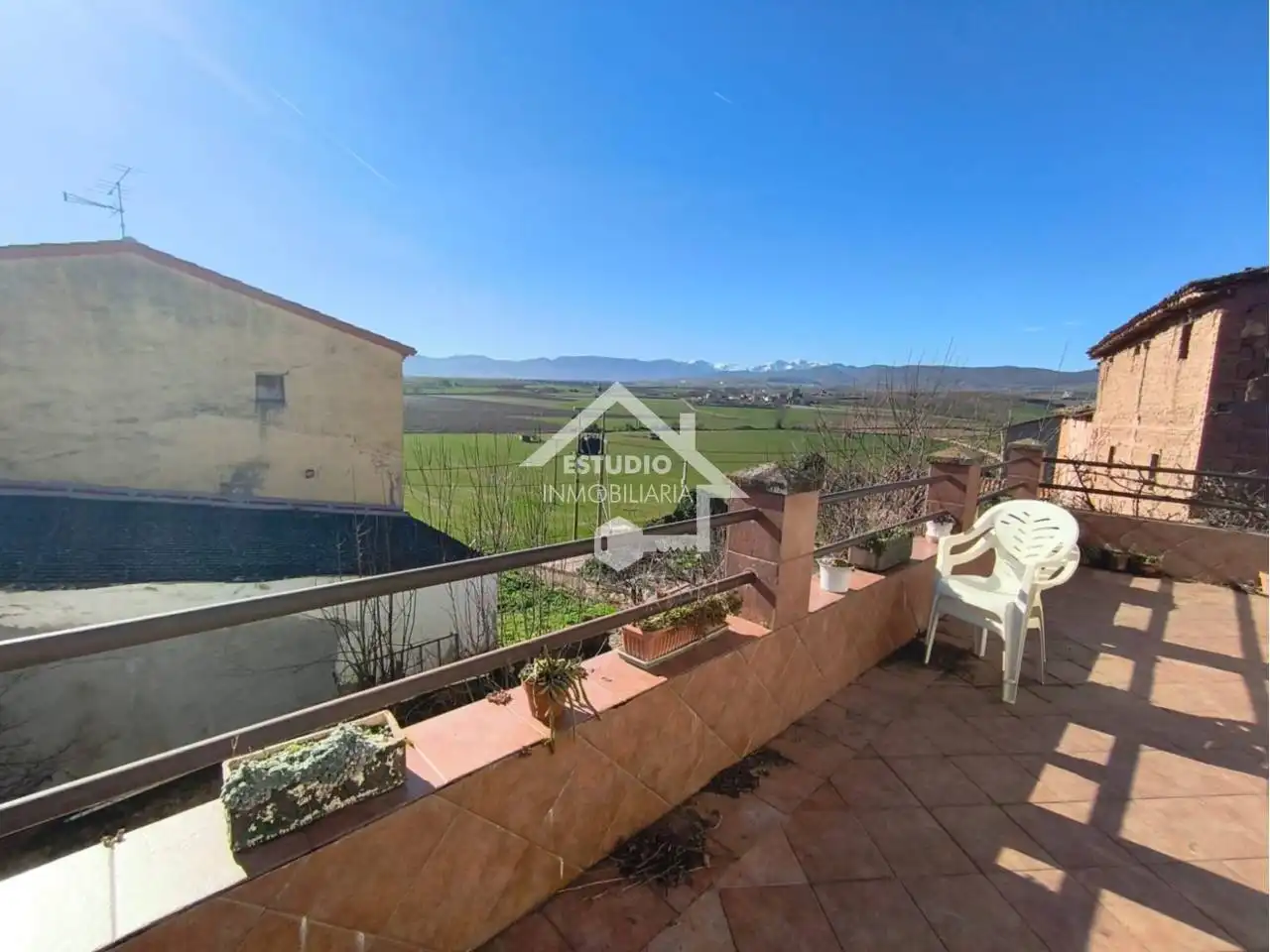 Terraza de Casa o chalet en venta en Torrecilla Sobre Alesanco con Jardín privado, Terraza y Amueblado