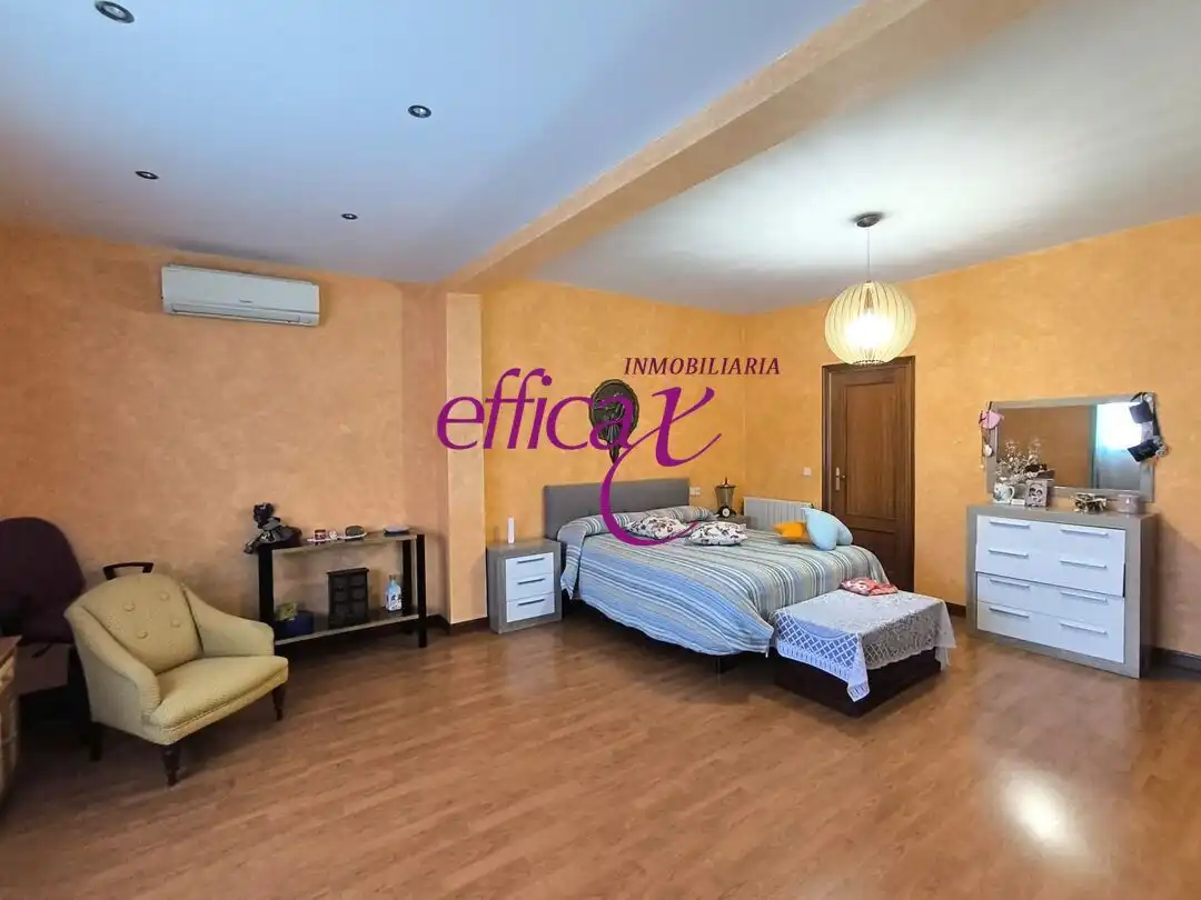 Bedroom of Houses for sale in Gerindote  with Air Conditioner, Heating and Storage room