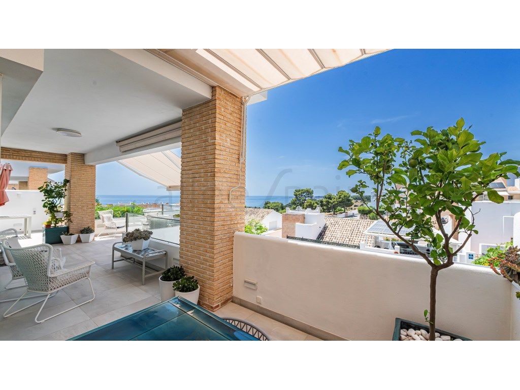 Vista exterior de Casa o xalet en venda en Benalmádena
