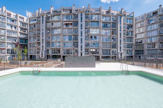 Piso en Alquiler en JACOBEO, 68 en PAU de Carabanchel