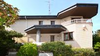 Exterior view of House or chalet for sale in  Zaragoza Capital  with Terrace, Swimming Pool and Balcony