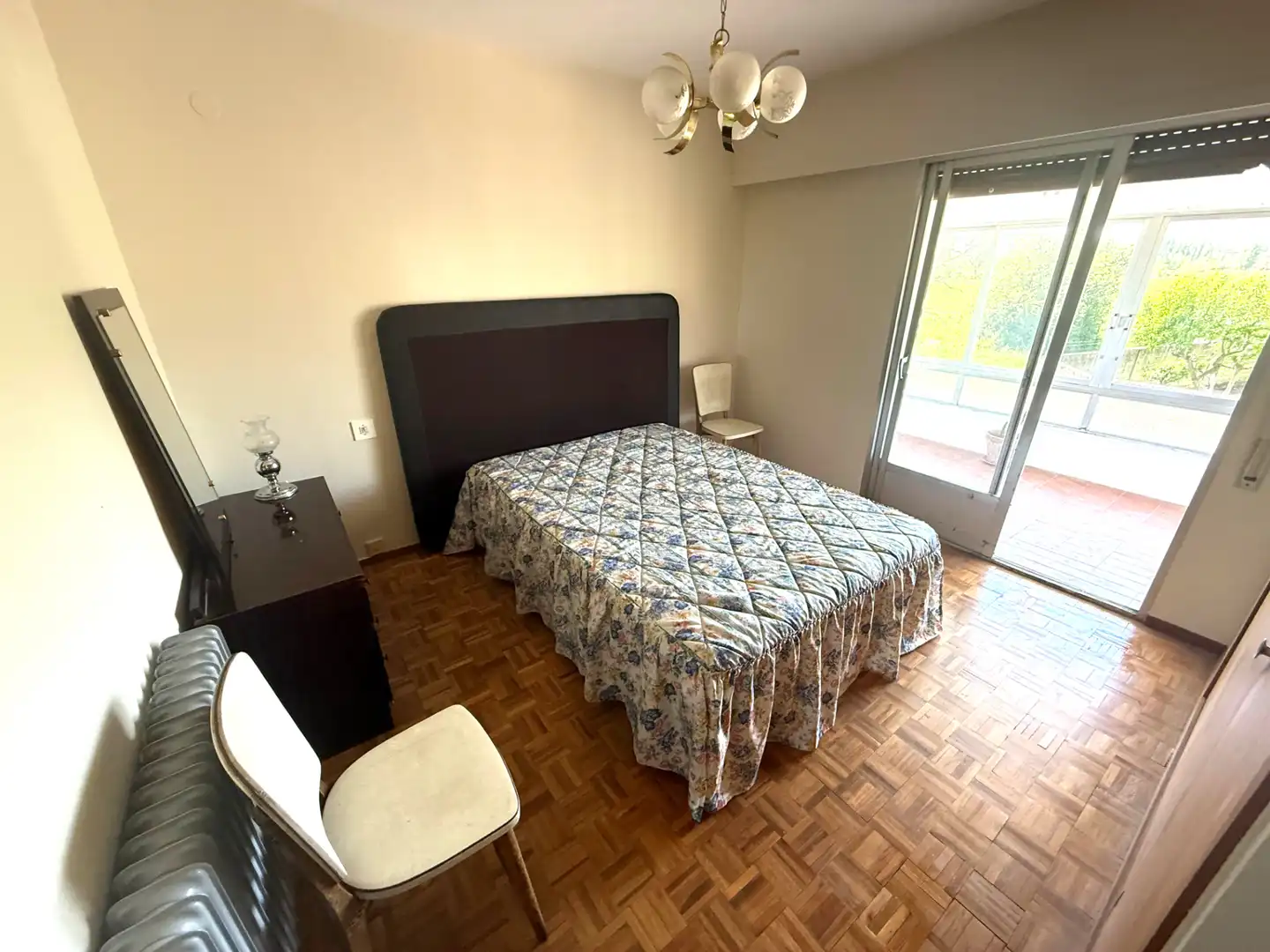 Habitación de Casa adosada en venta en Boñar con Calefacción, Jardín privado y Parquet