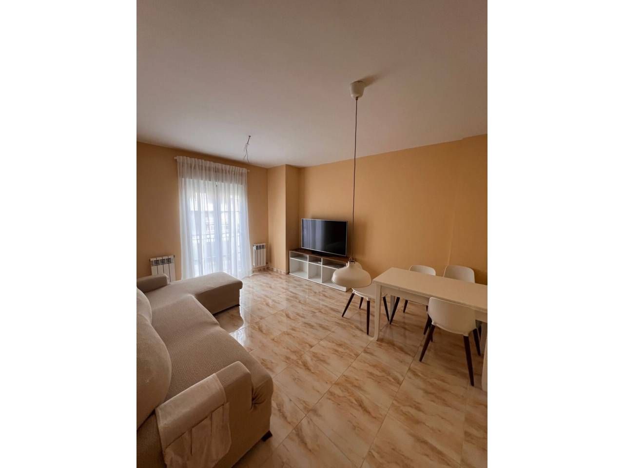 Living room of Flat to rent in Tomelloso  with Heating, Furnished and Alarm