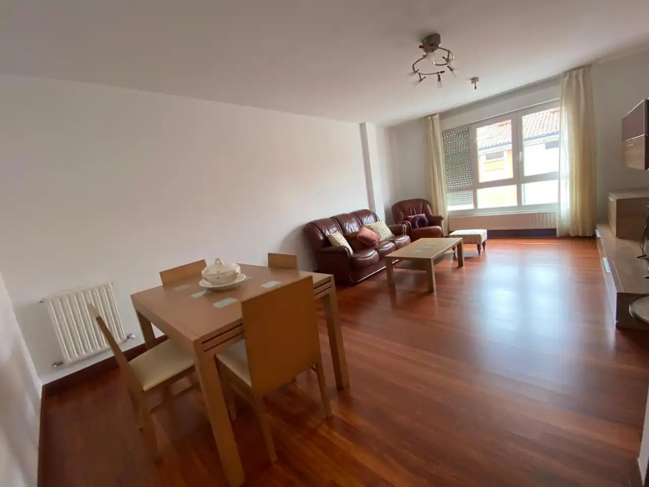 Sala de estar de Piso en venta en Otxandio con Calefacción y Balcón