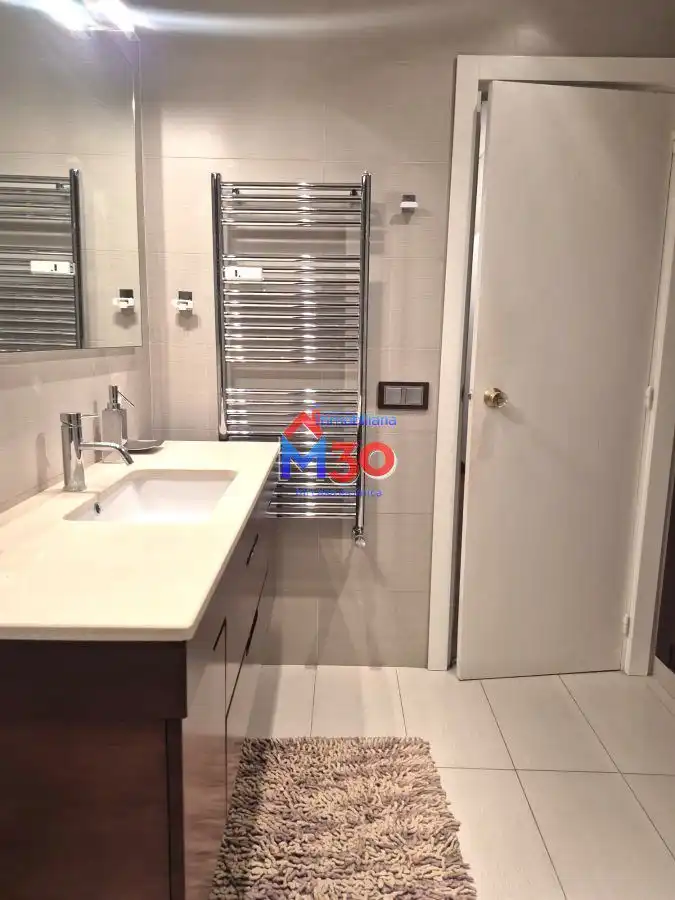 Bathroom of Flat for sale in Miranda de Ebro  with Heating and Terrace