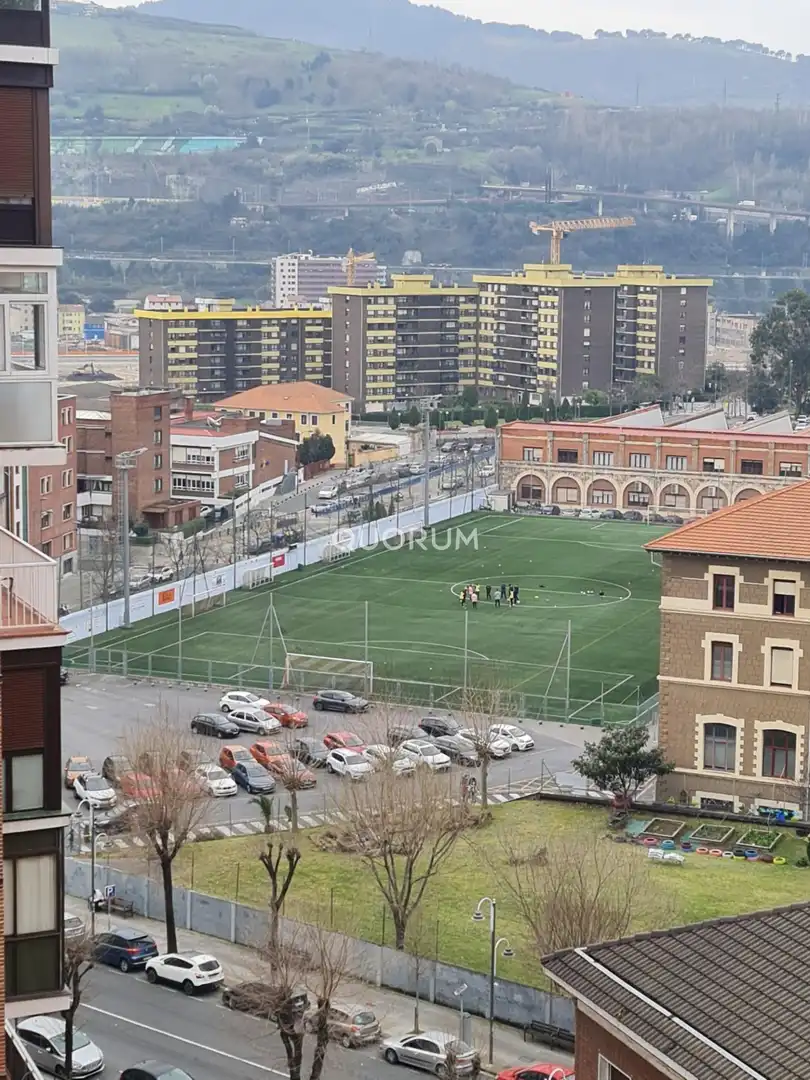 Piso en venta en Bilbao  con Calefacción, Terraza y Balcón