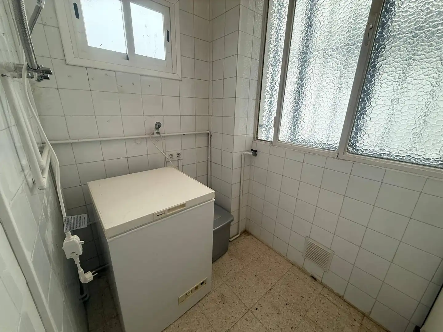 Bany de Pis en venda en Badajoz amb Aire condicionat i Terrassa